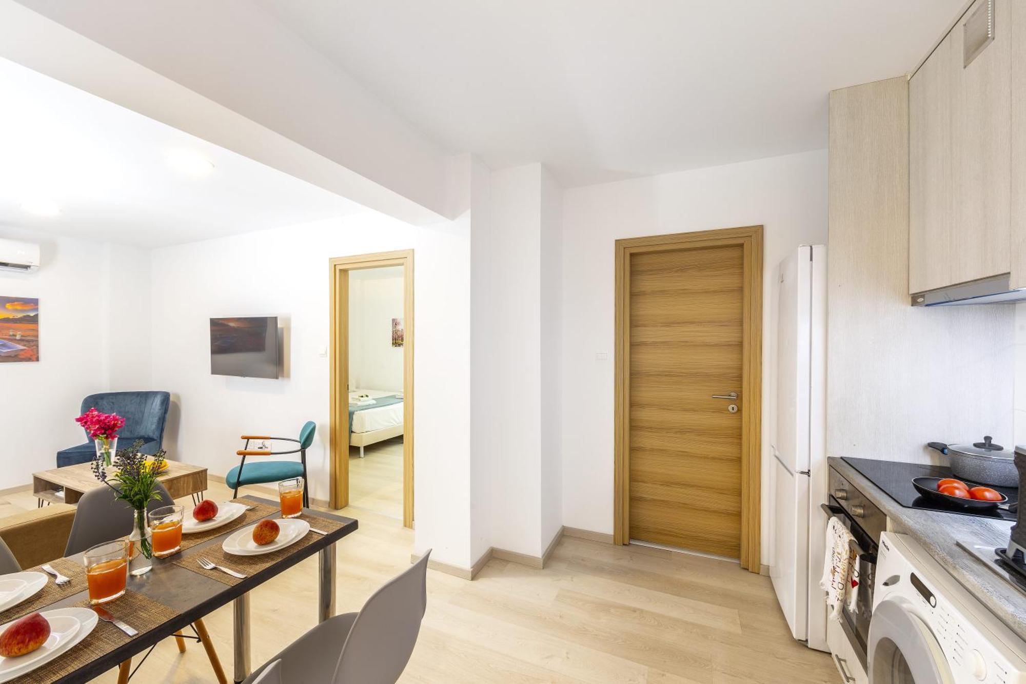 C-Premium Apts 100M From Beach And City Centre Lárnaca Exterior foto