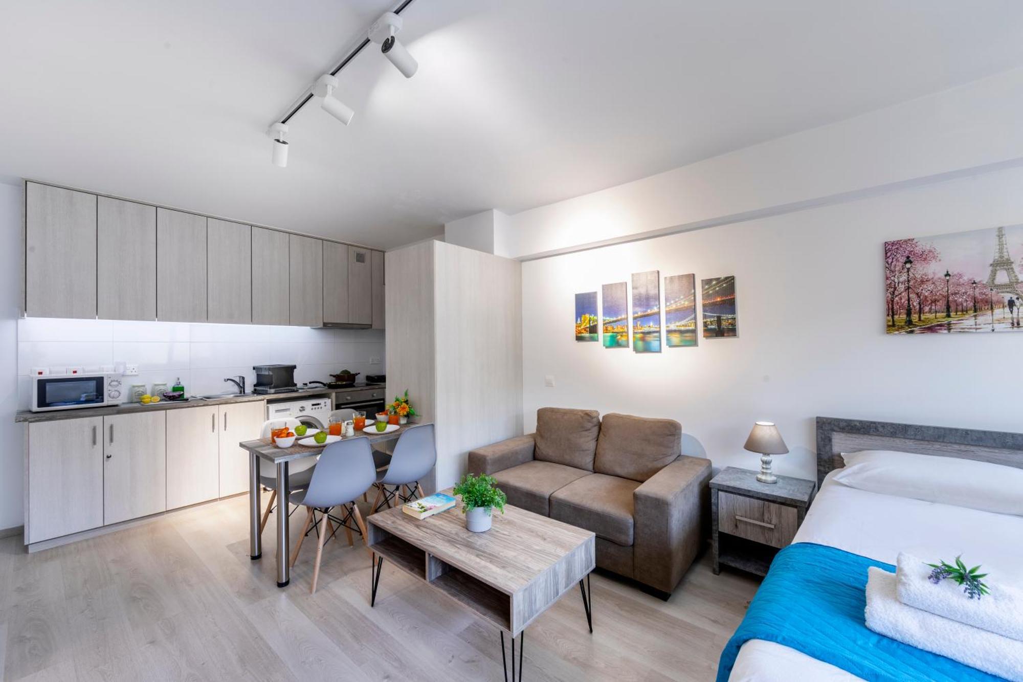 C-Premium Apts 100M From Beach And City Centre Lárnaca Exterior foto
