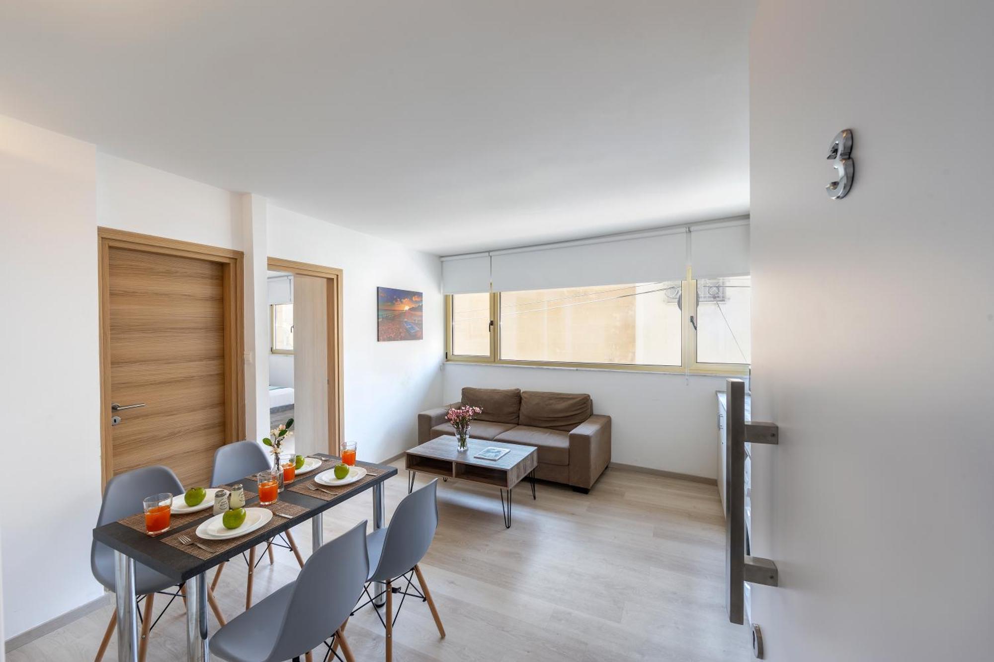C-Premium Apts 100M From Beach And City Centre Lárnaca Exterior foto